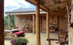 Oak Ridge Cabin
